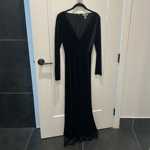 Love x design xs velvet gown